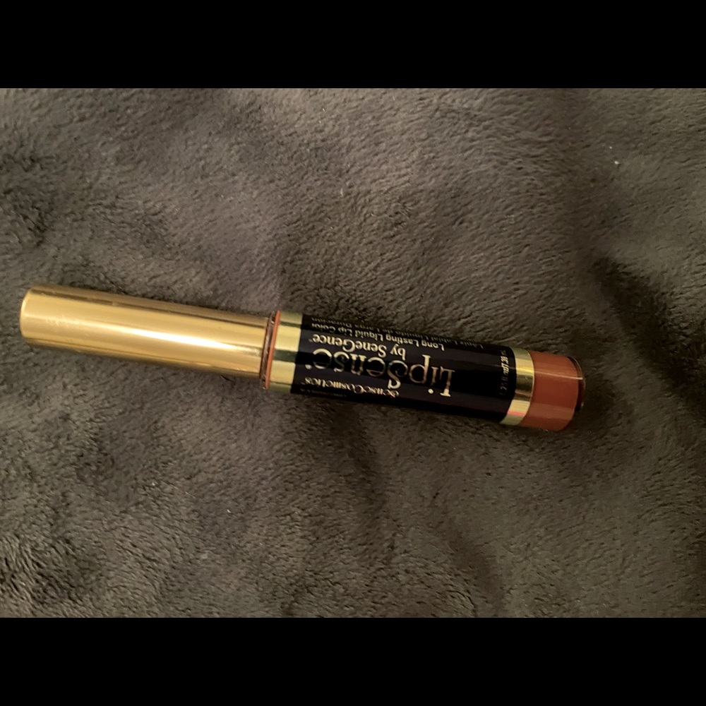 Lipsense